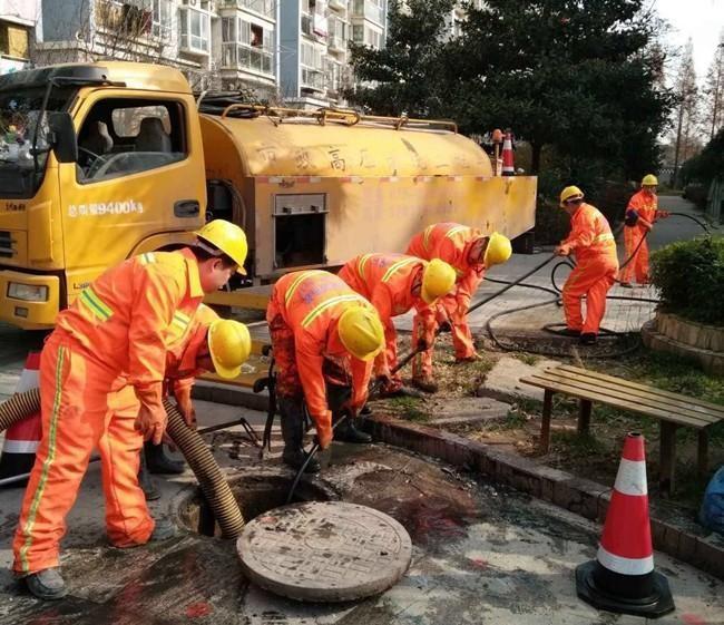 东兰市政管道清淤